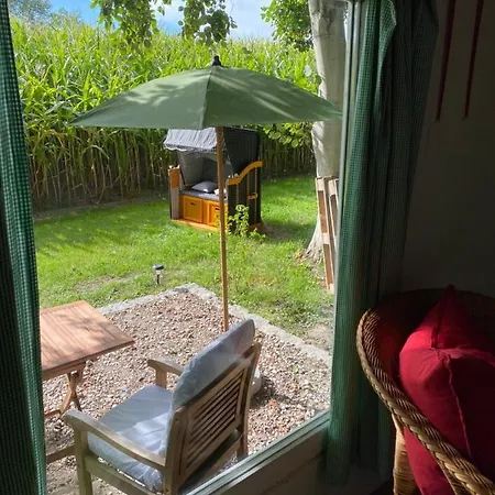 Luxury tent Gut Gross Fedderwarden *